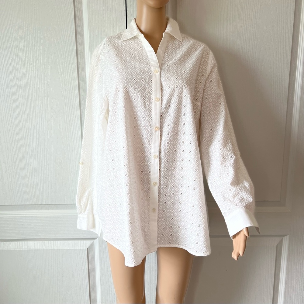 💕NWT Coldwater Creek 100% Cotton White Roll-Tab Eyelet Button Down💕 Large
